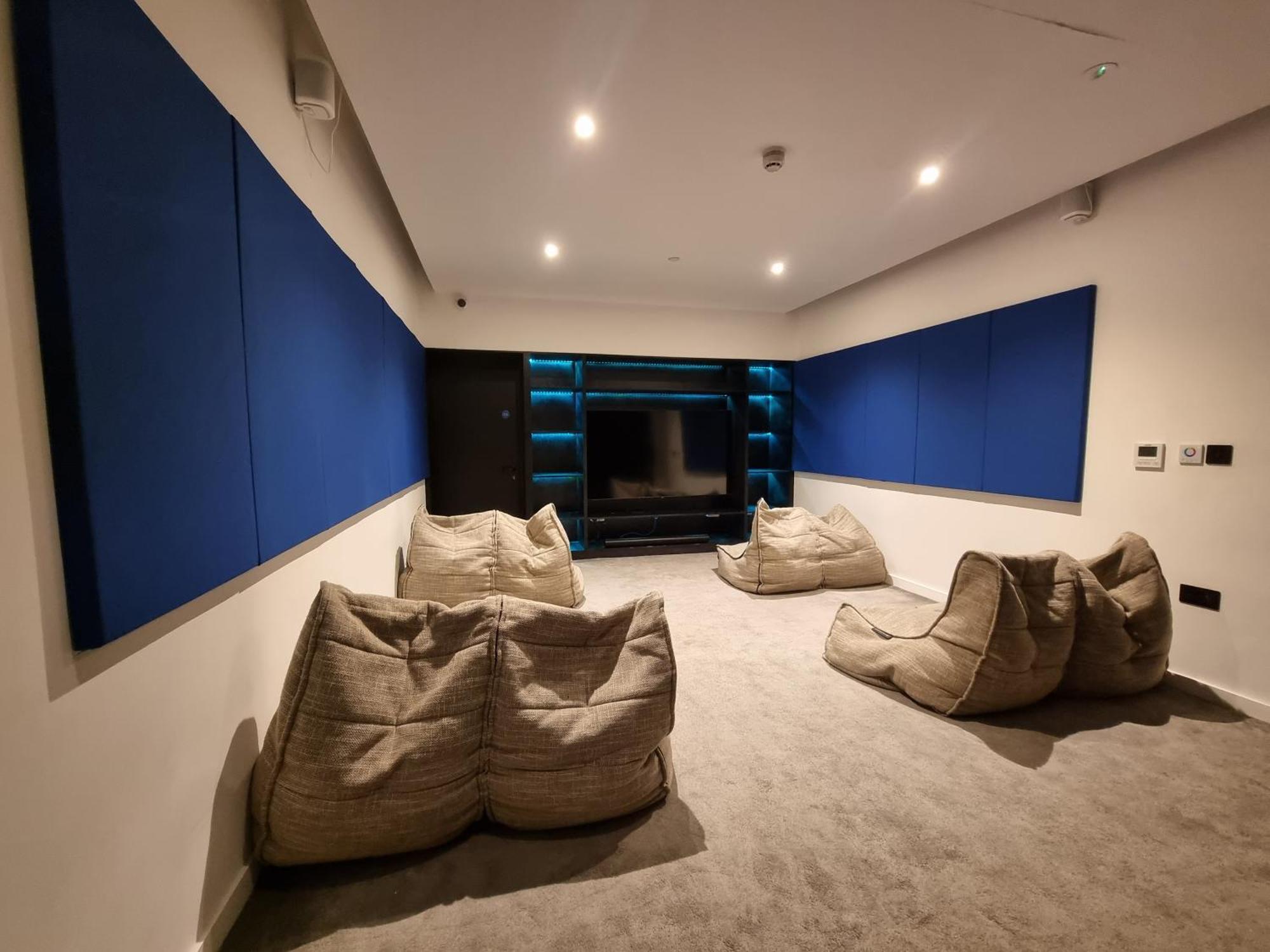 מנצ'סטר Trafford Suite Modern 1 Bed With Cinema Room מראה חיצוני תמונה